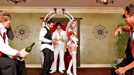 Seductive american porn star Courtney Cummz in uniform in hot sex scene 