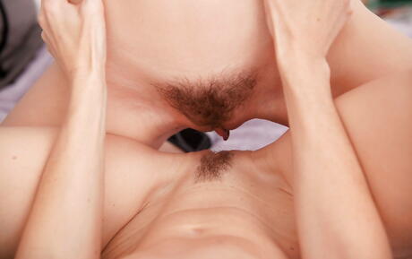 Tribbing Mature Pics